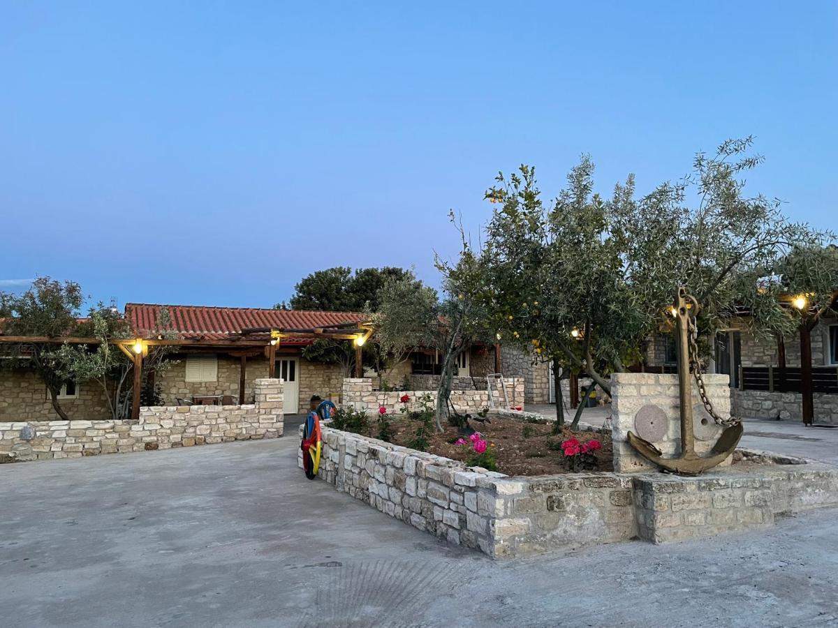 Acrocorinth Apartments Экстерьер фото