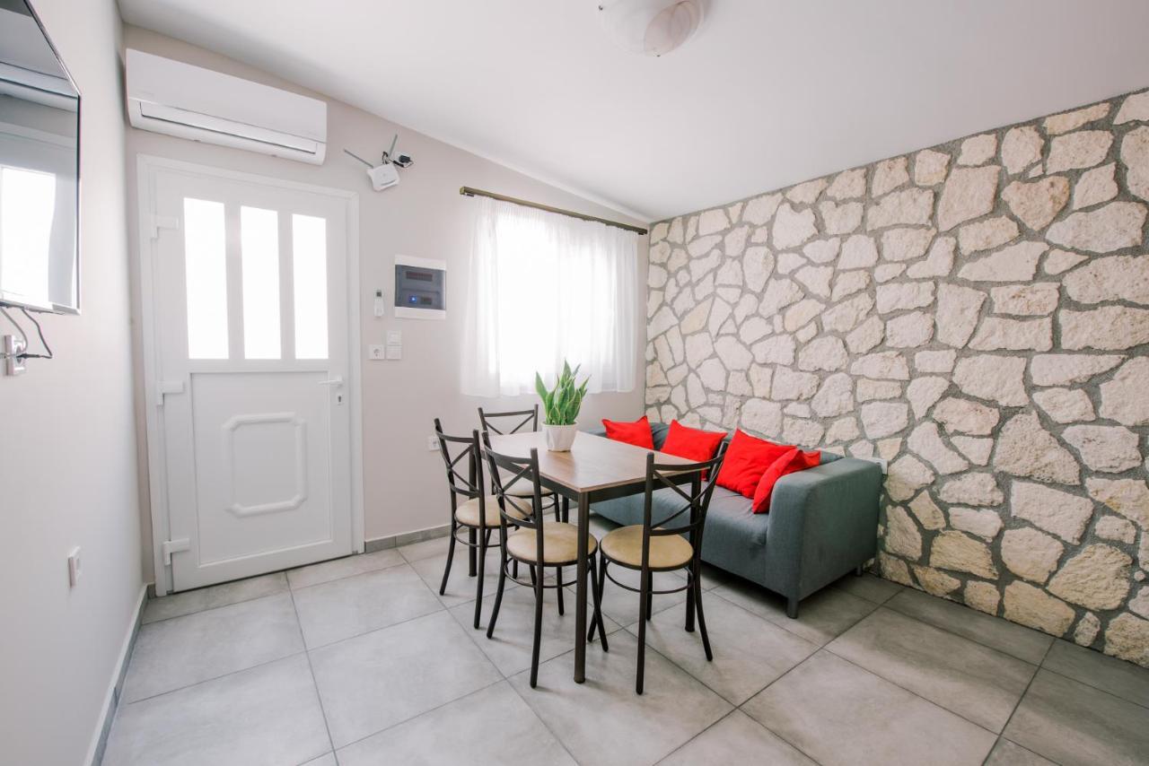 Acrocorinth Apartments Экстерьер фото