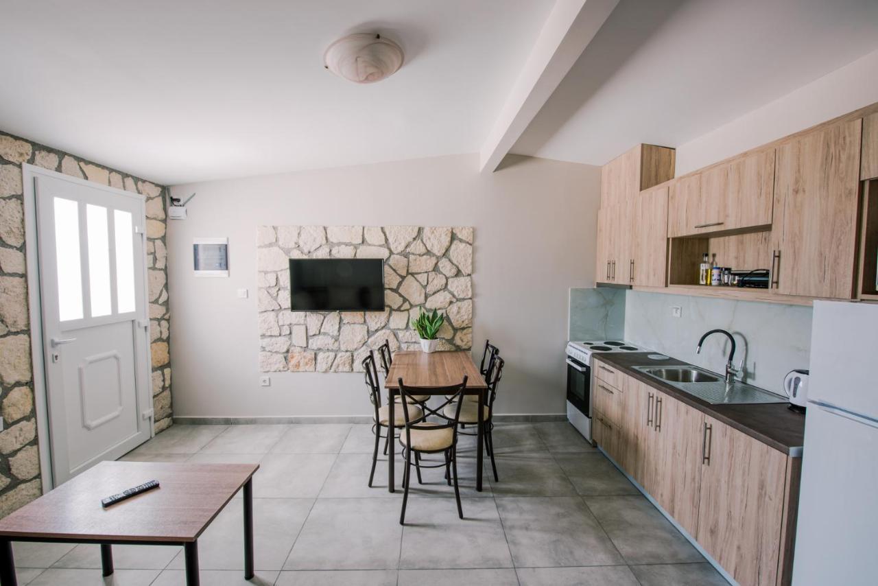 Acrocorinth Apartments Экстерьер фото