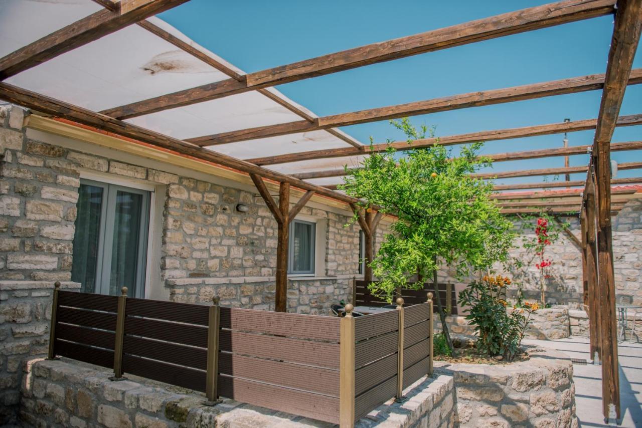 Acrocorinth Apartments Экстерьер фото