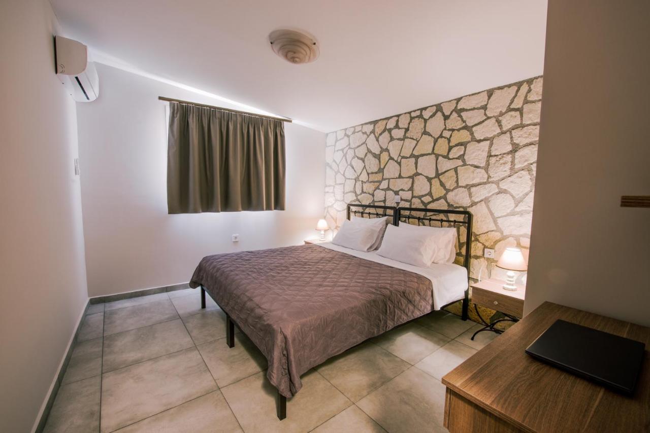 Acrocorinth Apartments Экстерьер фото