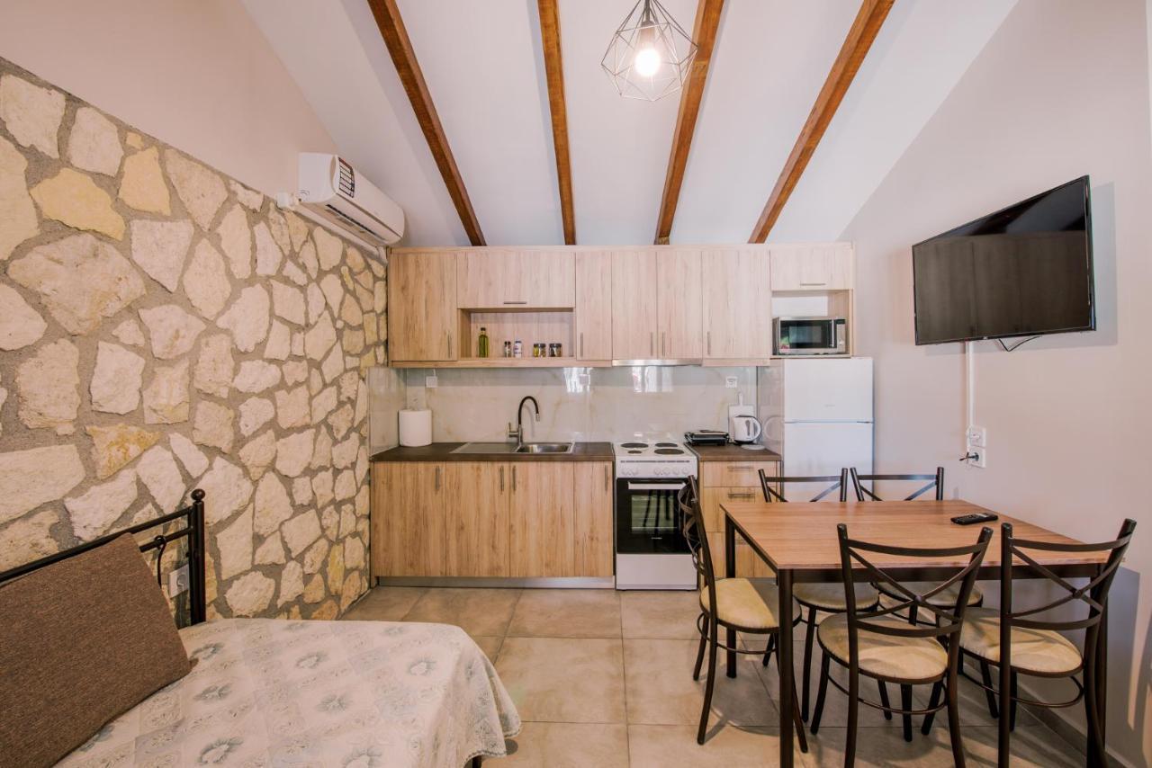 Acrocorinth Apartments Экстерьер фото